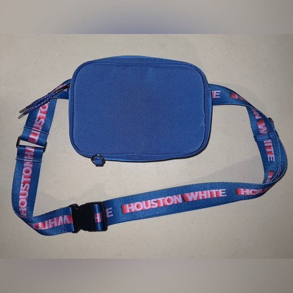 💙 NWOT! Houston Blue Belt Bag - Picture 5 of 6